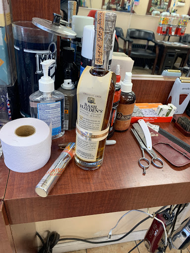 Barber Shop «Alex Barber Shop VIP», reviews and photos, 8775 Sutphin Blvd, Jamaica, NY 11435, USA