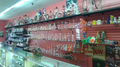 Tobacco Shop «Tobacco &more smoke & vape shop», reviews and photos, 11924 Seminole Blvd, Largo, FL 33778, USA