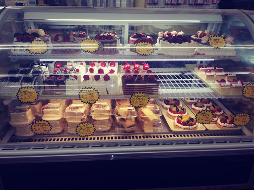 Grocery Store «Fiesta Market», reviews and photos, 160 N Bolingbrook Dr, Bolingbrook, IL 60440, USA