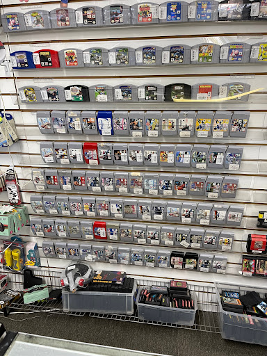 Video Game Store «Gameplay Long Beach», reviews and photos, 5911 E Spring St, Long Beach, CA 90808, USA