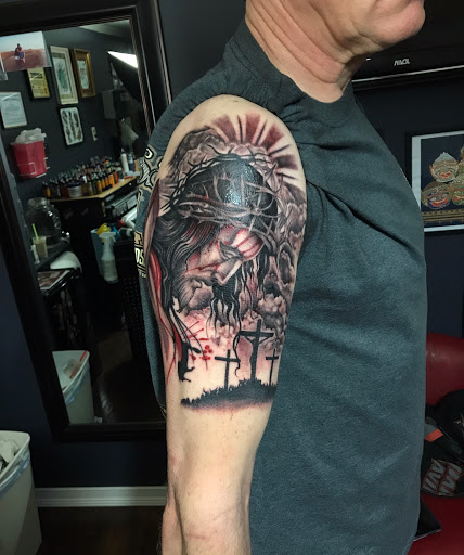 Explore neptune tattoo ideas, creative tattoo ideas in Kingsford, available at Deft Tattoo Studio