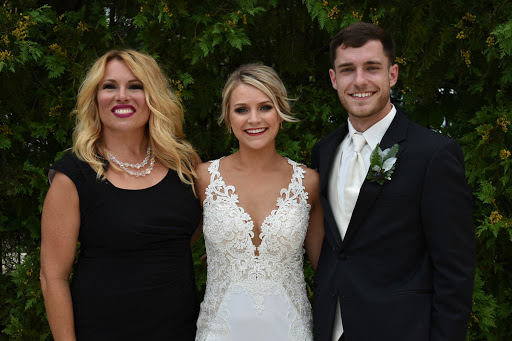 Beauty Salon «Detour Salon & Style», reviews and photos, 1816 E 53rd St, Anderson, IN 46013, USA