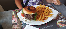 Plats et boissons du Restaurant de hamburgers L'Adresse à Le Poinçonnet - n°5