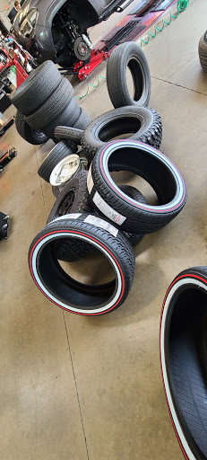 Tire Shop «Discount Tire Store - Lakeland, FL», reviews and photos, 6975 US Hwy 98 N, Lakeland, FL 33809, USA