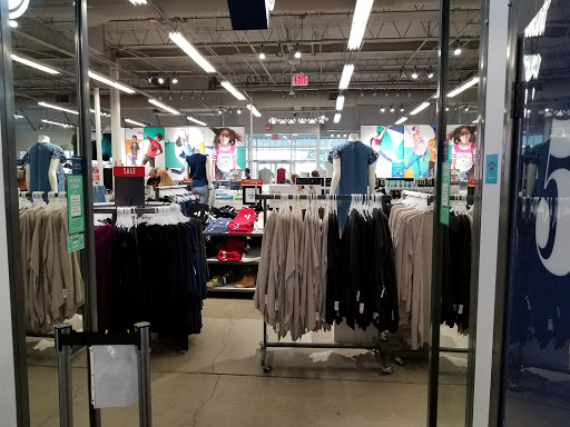 Clothing Store «Old Navy», reviews and photos, 36698 Bayside Outlet Dr, Rehoboth Beach, DE 19971, USA