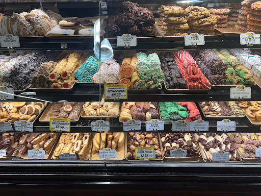 Grocery Store «Doris Italian Market & Bakery», reviews and photos, 11239 US-1, North Palm Beach, FL 33408, USA