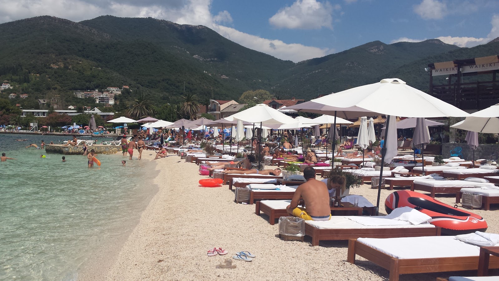 Foto di Waikiki Resort beach con molto pulita livello di pulizia