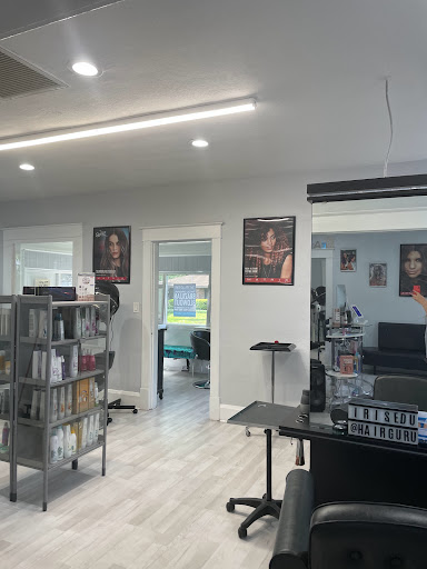 Hair Salon «Beauty Bar Salon & Spa», reviews and photos, 12950 E Colonial Dr, Orlando, FL 32826, USA