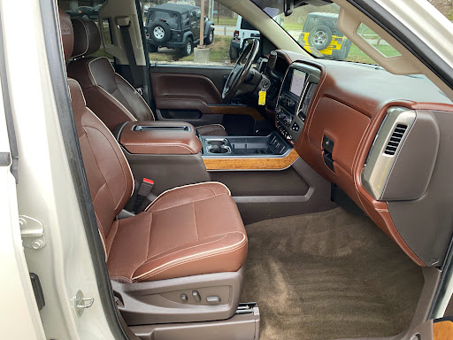 Car Dealer «Midwest Motors», reviews and photos, 7715 W 10th St, Indianapolis, IN 46214, USA