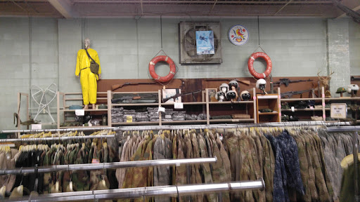 Army & Navy Surplus Shop «Hull Street Outlet Inc», reviews and photos, 3820 Jefferson Davis Hwy, Richmond, VA 23234, USA