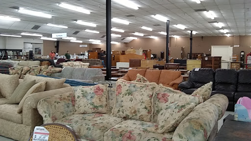 Thrift Store «Waterfront Rescue Mission Thrift Store», reviews and photos