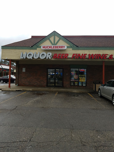 Huckleberry Liquor Beer & Wine Store, 2872 Washtenaw Ave, Ypsilanti, MI 48197, USA, 