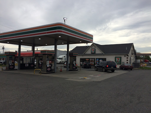 Convenience Store «7-Eleven», reviews and photos, 565 Tonnelle Ave, Jersey City, NJ 07307, USA