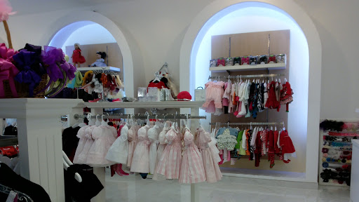 Tres Elegant formerly Luan's Dress Shop