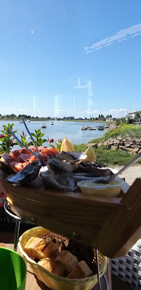 Plats et boissons du Restaurant de fruits de mer La cabane à huîtres à Cabourg - n°3