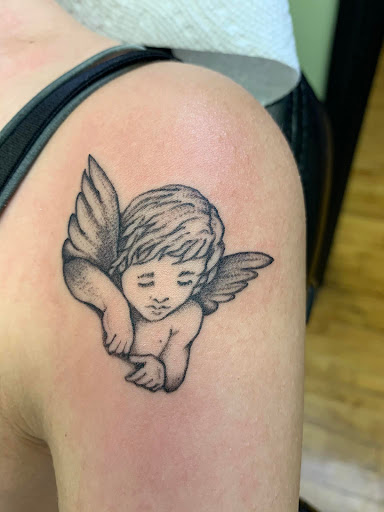 Explore alabama football tattoo ideas, creative tattoo ideas in Arlington, available at Ink by Mina Tattoo Shop