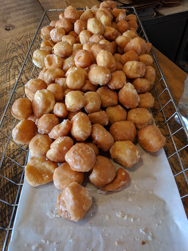 Donut Shop «Wake N Bake Donuts - Carolina Beach», reviews and photos, 1401 N Lake Park Blvd Suite 46, Carolina Beach, NC 28428, USA