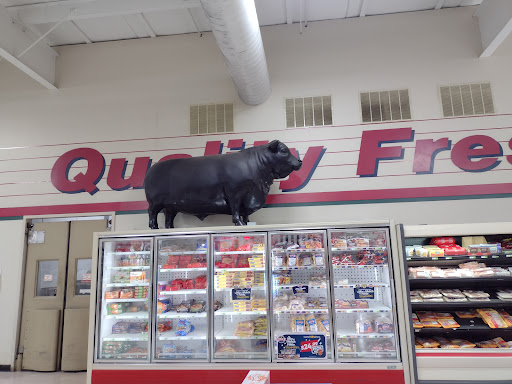 Grocery Store «Newton IGA», reviews and photos, 1108 S Van Buren St, Newton, IL 62448, USA