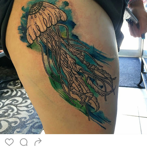 Tattoo Shop «Blue Owl Tattoo», reviews and photos, 715 Lakewood Rd, Waterbury, CT 06704, USA