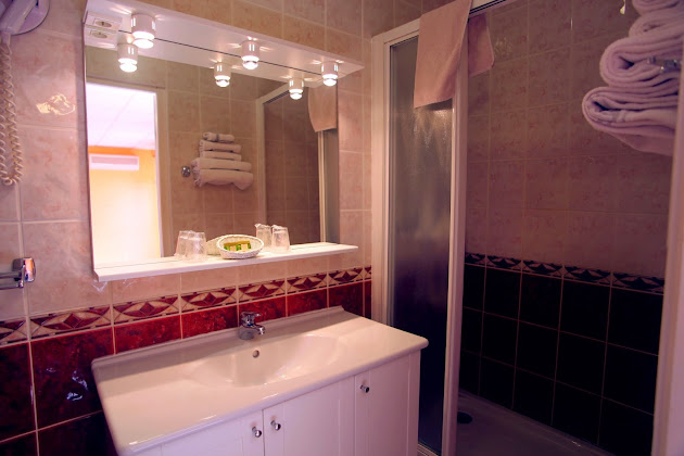 Photos du propriétaire hôtels Hôtel le Mirador 34420 Portiragnes