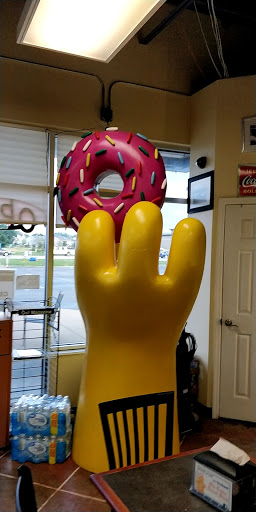 Donut Shop «Old Town Donut Shop», reviews and photos, 3941 Mid Rivers Mall Dr, St Peters, MO 63376, USA