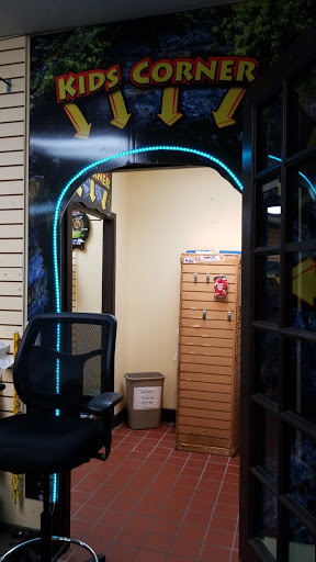 Outdoor Sports Store «Bear Mountain Outfitters Manly Toys And Hobbies», reviews and photos, 35 Hypolita St #105, St Augustine, FL 32084, USA