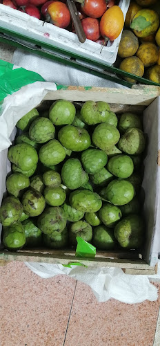 Monserrat Santa faz Jhoel - Frutería