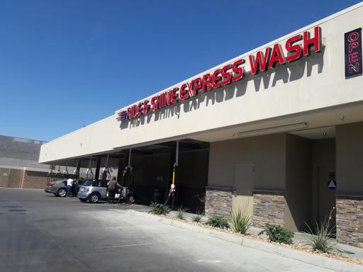 Ride & Shine Express Car Wash en Fresno