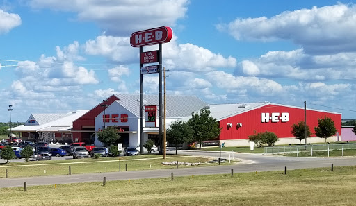 Grocery Store «H-E-B Grocery», reviews and photos, 225 I-35, Pearsall, TX 78061, USA