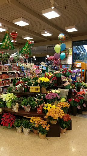 Grocery Store «Safeway», reviews and photos, 1212 Forest Ave, Pacific Grove, CA 93950, USA
