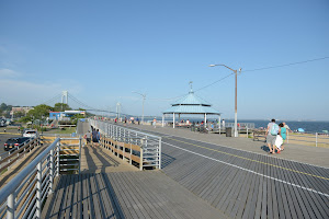 Franklin D. Roosevelt Boardwalk and Beach