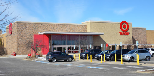 Target, 660 N Edwards Blvd, Lake Geneva, WI 53147, USA, 