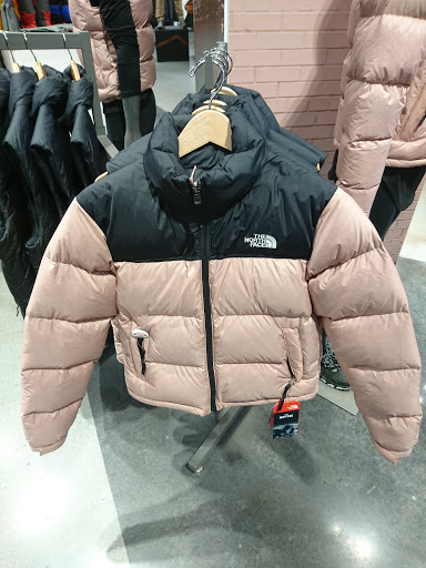 Clothing Store «The North Face», reviews and photos, 180 El Camino Real #1240, Palo Alto, CA 94304, USA