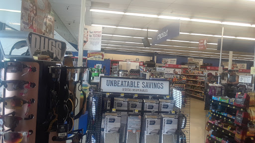 Auto Parts Store «Pep Boys Auto Parts & Service», reviews and photos, 2710 S Cooper St, Arlington, TX 76015, USA