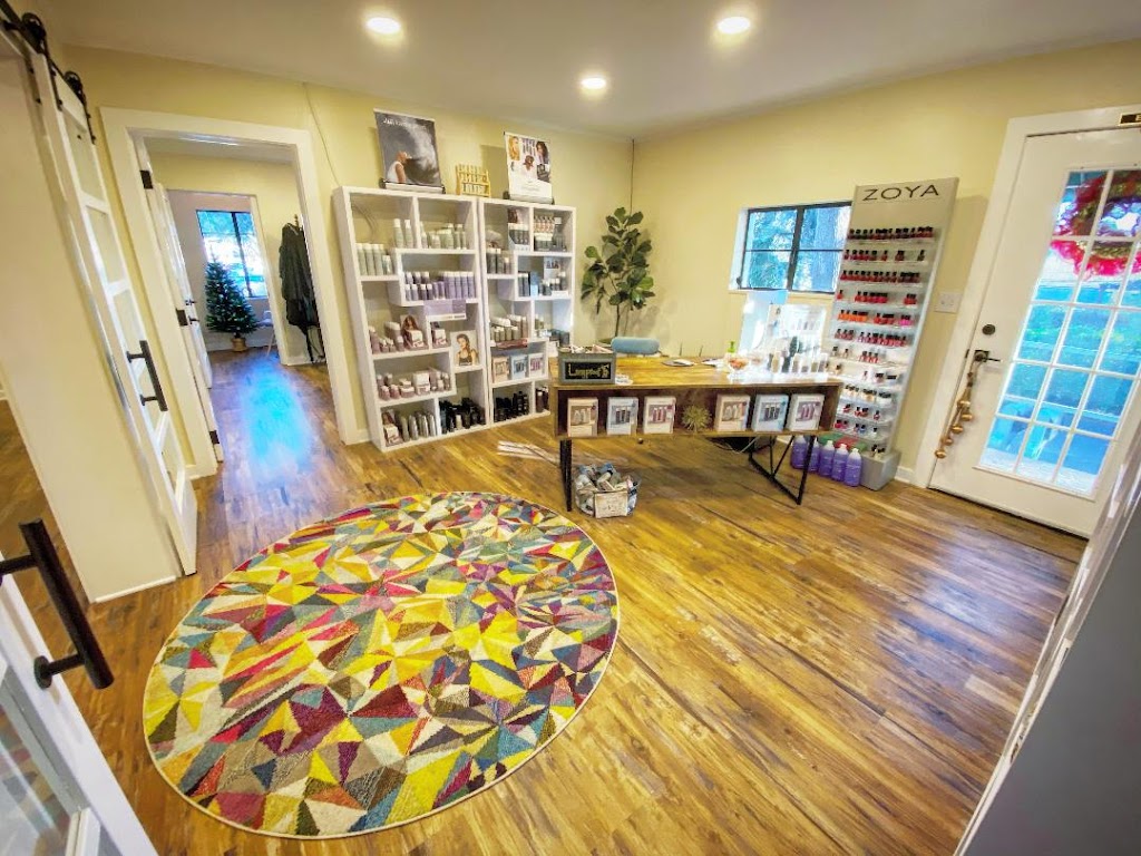 Tryst Salon 32303