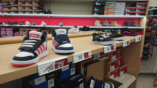 Shoe Store «Famous Footwear», reviews and photos, 1515 US-22 #42, Watchung, NJ 07069, USA