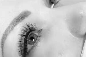 Expression Lash Studio image