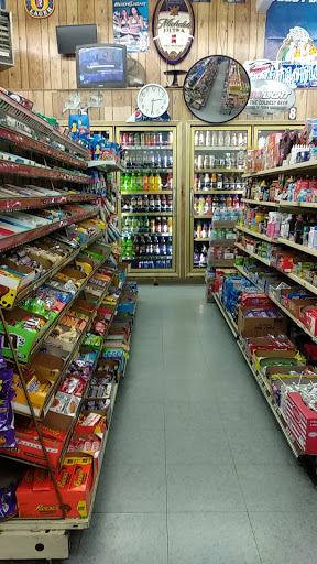 Liquor Store «Heyer House Liquors», reviews and photos, 19205 Center St, Castro Valley, CA 94546, USA