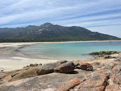 Trousers Point Beach'in fotoğrafı düz ve uzun ile birlikte
