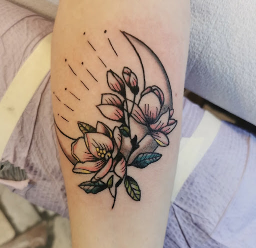 Explore mom memorial tattoo ideas, creative tattoo ideas in New Orleans, available at Downtown Tattoos and Piercing