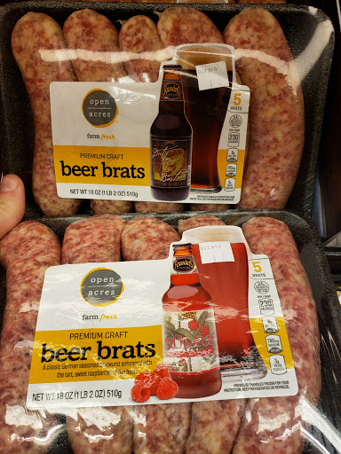 Grocery Store «D & W Fresh Market», reviews and photos, 2181 Wealthy St SE, East Grand Rapids, MI 49506, USA