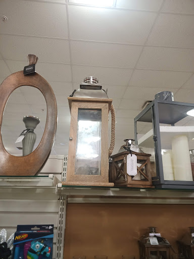 Department Store «HomeGoods», reviews and photos, 7871 N Blackstone Ave, Fresno, CA 93720, USA