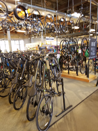 Camping Store «REI», reviews and photos, 9637 E County Line Rd, Englewood, CO 80112, USA