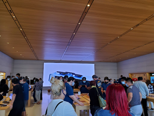 Computer Store «Apple Lehigh Valley», reviews and photos, 250 Lehigh Valley Mall, Whitehall, PA 18052, USA