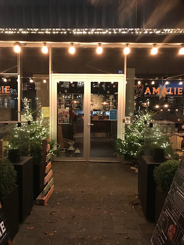Cafe, Restaurant & Steakhouse Amalie