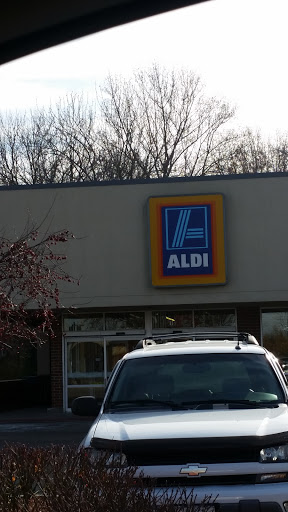 Supermarket «ALDI», reviews and photos, 16 Cottonwood Rd, Glen Carbon, IL 62034, USA