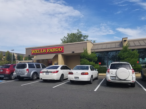 Bank «Wells Fargo Bank», reviews and photos