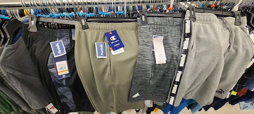 Department Store «Marshalls», reviews and photos, 2650 Sunrise Hwy, East Islip, NY 11730, USA