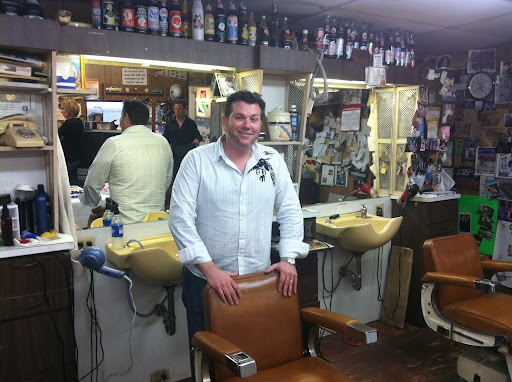 Barber Shop «Campus Barber Shop», reviews and photos, 311, 114 E Hickory St, Denton, TX 76201, USA