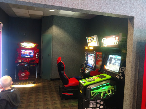 Movie Theater «AMC Showplace Terre Haute 12», reviews and photos, 3153 S 3rd Pl, Terre Haute, IN 47802, USA